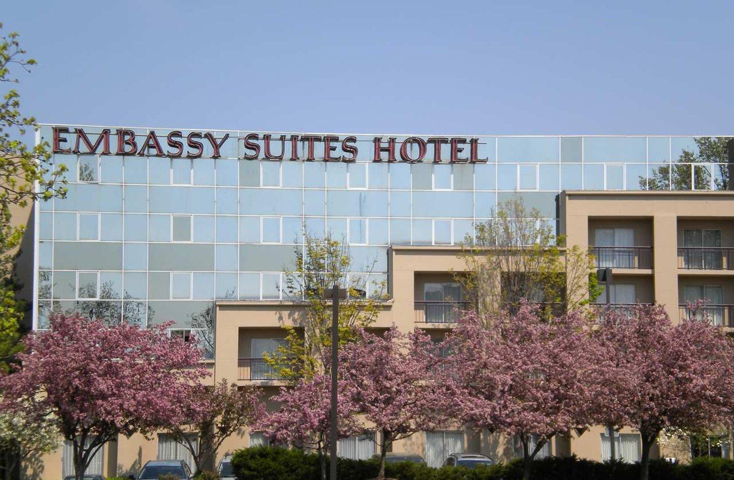 Embassy Suites By Hilton Cincinnati Northeast - Blue Ash Exterior photo